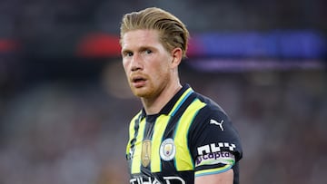 London (United Kingdom), 31/08/2024.- Kevin De Bruyne of Manchester City in action during the English Premier League soccer match of West Ham United against Manchester City, in London, Britain, 31 August 2024. (Reino Unido, Londres) EFE/EPA/DAVID CLIFF EDITORIAL USE ONLY. No use with unauthorized audio, video, data, fixture lists, club/league logos, 'live' services or NFTs. Online in-match use limited to 120 images, no video emulation. No use in betting, games or single club/league/player publications.