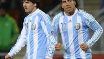 Messi y T&eacute;vez, en imagen de archivo.