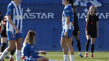 Graham celebra con rabia el 0-1 del Barcelona al Espanyol.