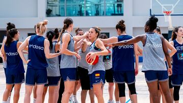 Las jugadoras de la Selección tras un entrenamiento.