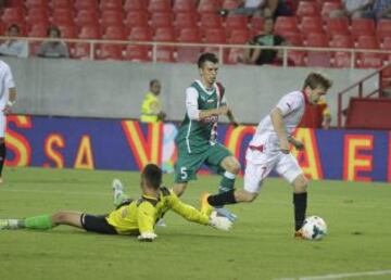 Playoffs ida de la Europa League. Sevilla - Slask. 4-1. Marko Marin anota el cuarto gol.