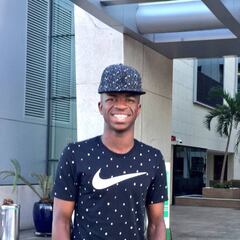 Vinicius no duda a la hora de elegir entre Cristiano y Messi