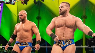 Scott Dawson y Dash Wilder.