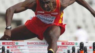Jackson Quiñónez se clasificó para las semifinales de 110 metros vallas al ser tercero de su serie con 13.78.