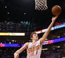 Dragic lidera a los Suns en su lucha por meterse en playoffs