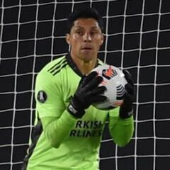 Enzo Pérez: "Feliz día a todos mis colegas"