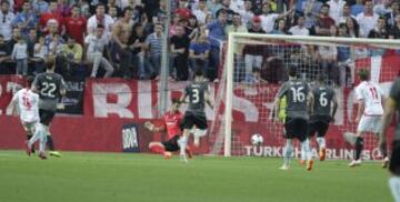 Gameiro marca el 3-1.