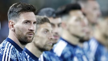 MONTEVIDEO, URUGUAY - NOVEMBER 12: Lionel Messi of Argentina looks on prior a match between Uruguay and Argentina as part of FIFA World Cup Qatar 2022 Qualifiers at Campeón del Siglo Stadium on November 12, 2021 in Montevideo, Uruguay. (Photo by M