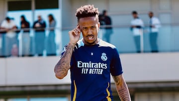 Militao, 15 días KO: tiene una lesión muscular en el aductor