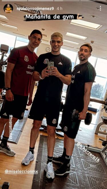 Raúl Jiménez hace trabajo de gimnasio con Selección Mexicana