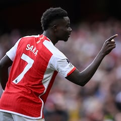 Will Bukayo Saka play for Arsenal against Manchester City in the Premier League on Sunday?