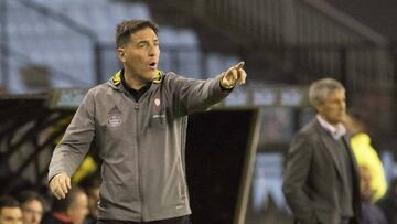 Berizzo, dirigiendo al Celta ante Las Palmas