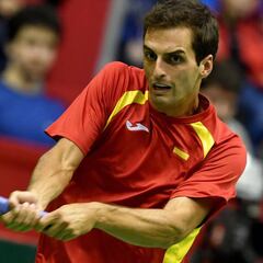 Ramos no consigue cansar a Djokovic y Serbia se adelanta