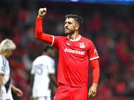 It’s the second leg of the Concacaf Champions Cup quarterfinal from Los Angeles as the Galaxy host Toluca hoping to turn around a 4-2 away loss last week.