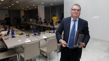 Francisco Roca, presidente de la ACB, tras una Asamblea de la Asociación.