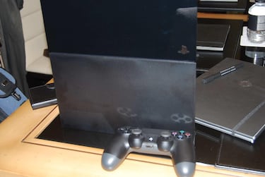 SONY: "Otras consolas cuestan más y todavía tienes que pagar por el online"