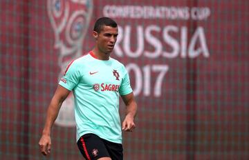 Portugal national team forward Cristiano Ronaldo takes part in a training session in Kazan on June 15, 2017, as part of the team's preparation for the Confederations Cup