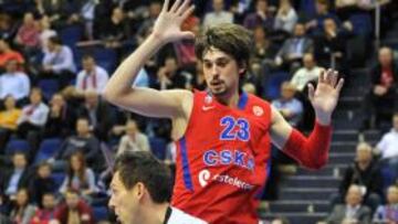 Blums se va de Shved.