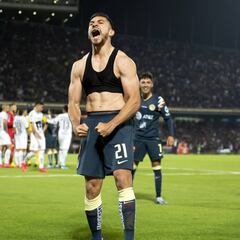 Henry Martín es criticado por imitar a Cristiano Ronaldo