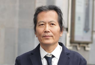 Byung-Chul Han, filósofo: “Quedarse en casa es la manera más lúcida de resistencia; es un bastión de libertad”