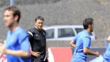 <b>AMBICIOSO. </b>Montanier busca dar un salto de calidad en la Real.