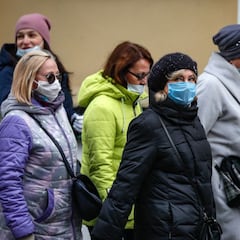 Un médico contrae la COVID-19 a propósito para demostrar que no habrá inmunidad colectiva