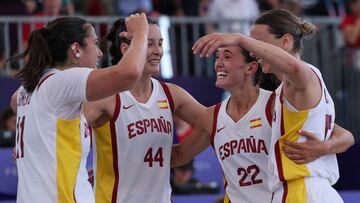 Vega Gimeno, Gracia Alonso de Armiño, Juana Camilión y Sandra Ygueravide.
