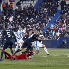 Tampoco Isco arroja luz