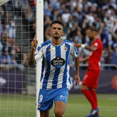 El nuevo proyecto del Deportivo parte con 13 jugadores en nómina