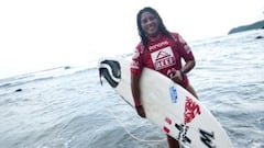 World champion surfing stars meet at Pichilemu