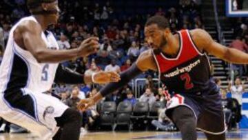 John Wall (2) en acción.