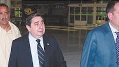 Lendoiro viaja a Madrid para perfilar el nuevo Deportivo