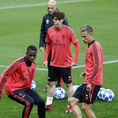 El Madrid trabajó sobre el césped del Estadio de Luzhniki