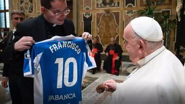 El Depor 'ficha' al Papa