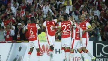 Santa Fe lucha en tres frentes: la Liga, la Copa y la Sudamericana.