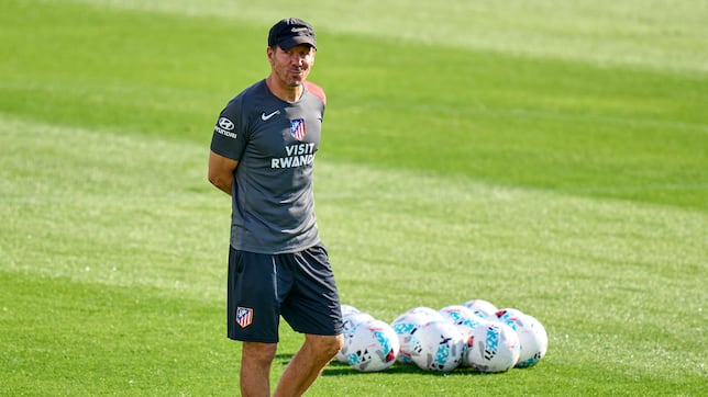 Simeone podrá tirar del Madrileño para el encuentro en Libia