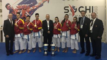 Los dos equipos de katas, campeones de Europa en Sochi