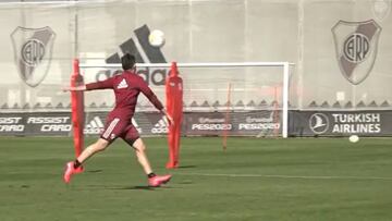 Santos Borré, "El Máquina: relator y goleador al mismo tiempo"