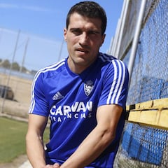 "Para mí es un triunfo personal ponerme las botas de fútbol"