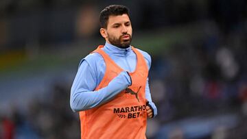 Manchester City&#039;s Argentinian striker Sergio Aguero warms up during the English Premier League football match between Manchester City and Manchester United at the Etihad Stadium in Manchester, north west England, on March 7, 2021. (Photo by Laurence 