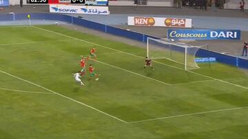 Le tiran una 'piedra' y la convierte en oro: no se pierdan el control y gol de Correa