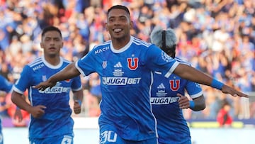 Futbol, Universidad de Chile vs Audax Italiano.
Fecha 2, campeonato Nacional 2024.
El jugador de Universidad de Chile Cristian Palacios, centro, celebra su gol contra Audax Italiano durante el partido de primera division disputado en el estadio Nacional de Santiago, Chile.
24/02/2024
Jonnathan Oyarzun/Photosport

Football, Universidad de Chile vs Audax Italiano.
2nd turn, 2024 National Championship.
Universidad de Chile’s player Cristian Palacios, center, celebrates his goal against Audax Italiano  during the first division match held at the Nacional stadium in Santiago, Chile.
24/02/2024
Jonnathan Oyarzun/Photosport