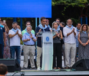 Borja Jiménez en el pregón de las Fiestas de Nuestra Señora de Butarque. (INMA FLORES/AS)