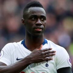 Davinson ante Dortmund, el club más goleador de Alemania