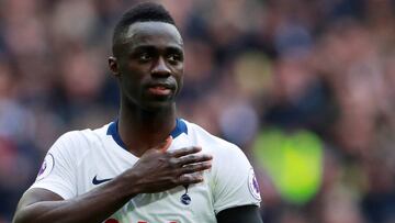 Dávinson Sánchez celebra su primer gol con el Tottenham