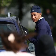 Real Madrid’s Kylian Mbappé signing: key dates and salary details