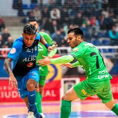 El Valdepeñas resurge con triunfo ante el campeón de Champions