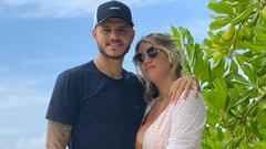 El delantero del PSG, Mauro Icardi, con su mujer y representante, Wanda Nara.