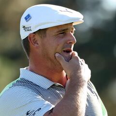 Augusta Masters 2020: four-way lead as DeChambeau struggles