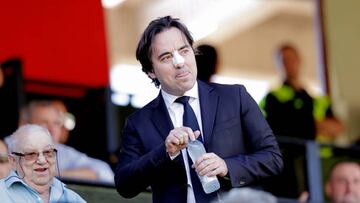 Presa, en el palco durante el partido contra el Valencia.